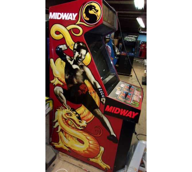MIDWAY MORTAL KOMBAT 25" Upright Video Arcade Game for sale A CLASSIC